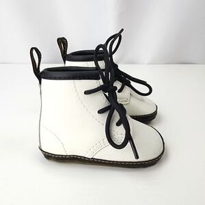 Dr Martens Black and White Infant Soft Sole 1460 Crib Booties Size US 2